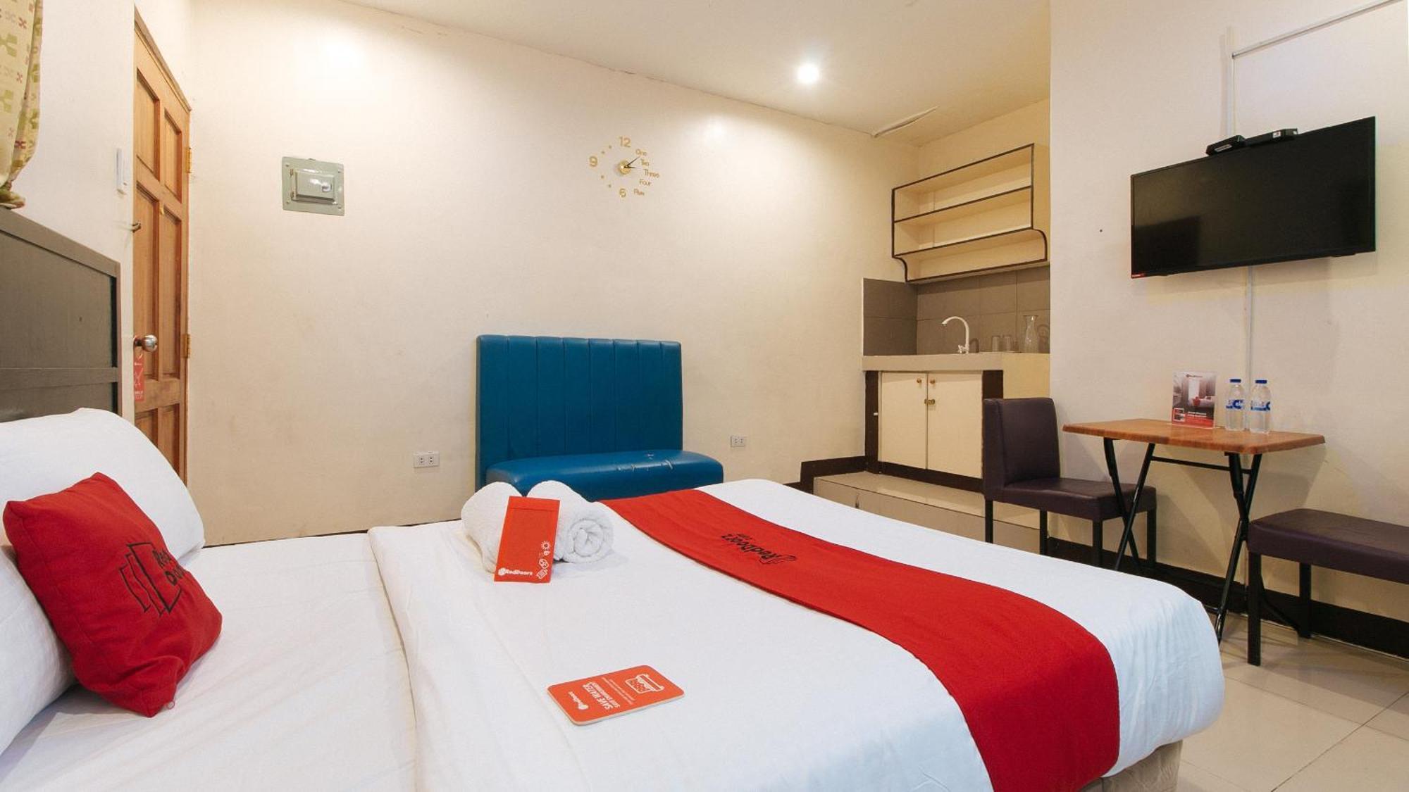 Reddoorz At V-Cat Apartelle Sampaloc Manila Exteriör bild