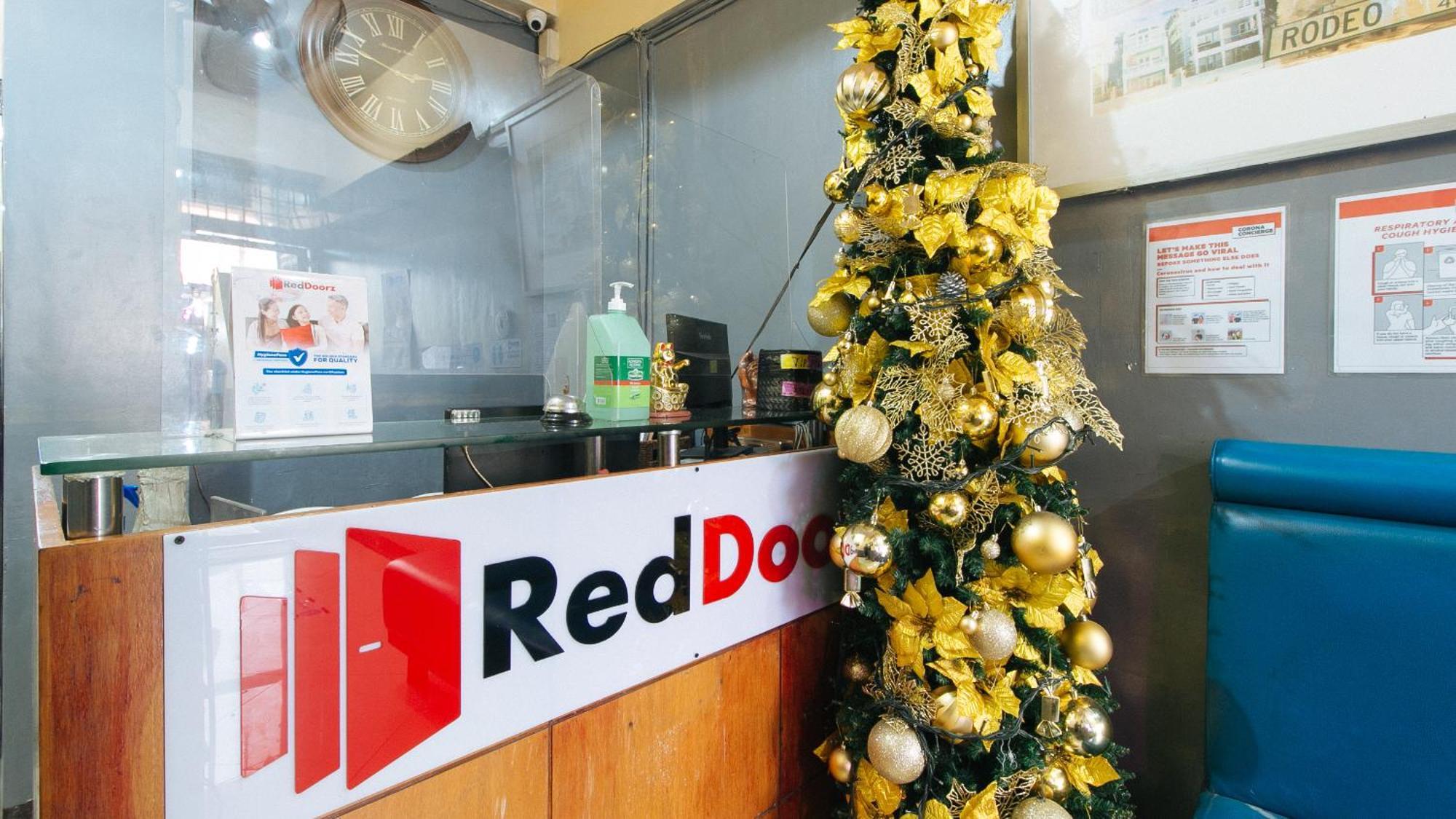Reddoorz At V-Cat Apartelle Sampaloc Manila Exteriör bild