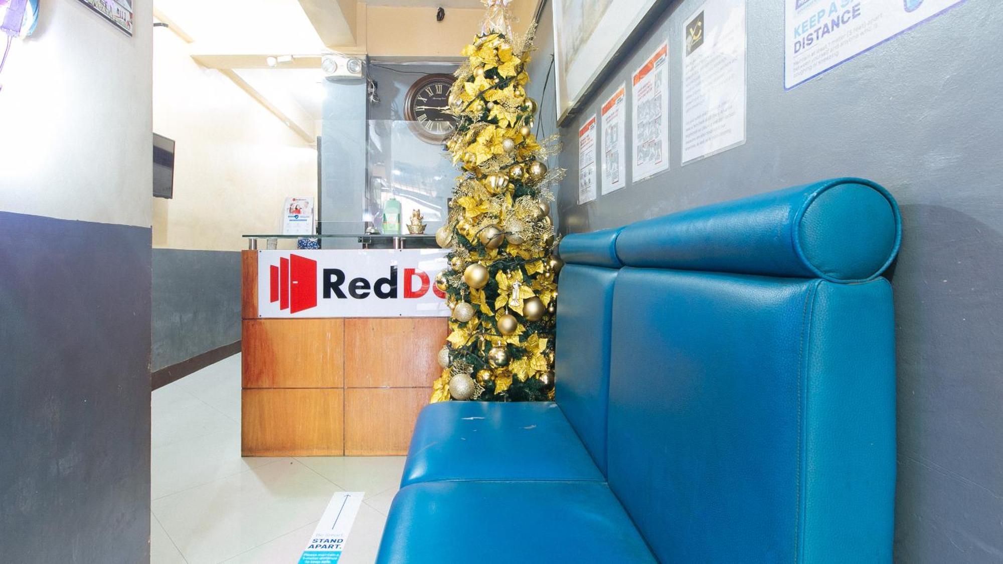 Reddoorz At V-Cat Apartelle Sampaloc Manila Exteriör bild