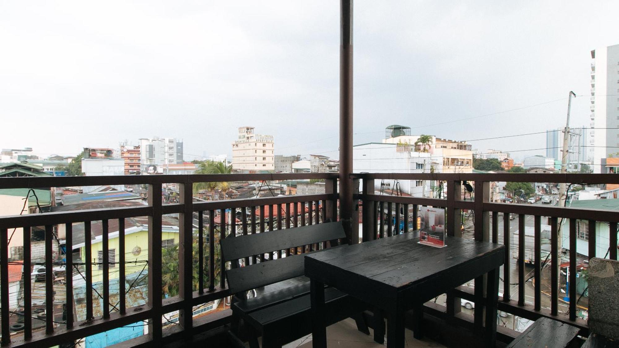Reddoorz At V-Cat Apartelle Sampaloc Manila Exteriör bild