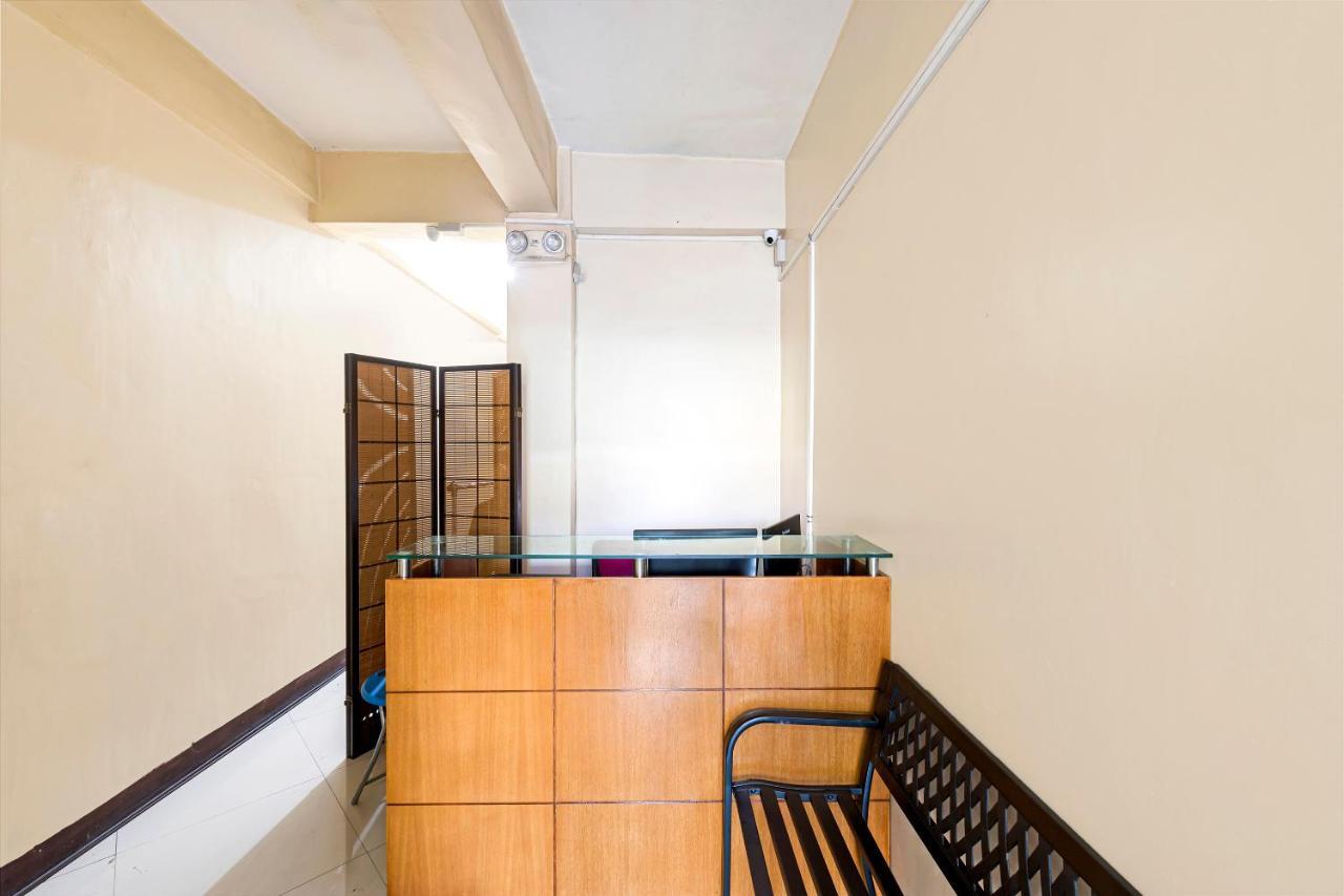 Reddoorz At V-Cat Apartelle Sampaloc Manila Exteriör bild
